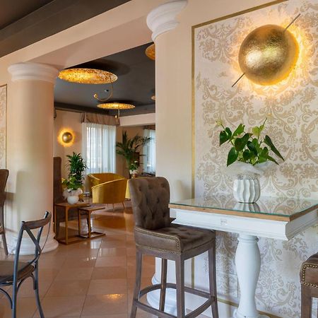 Hotel Mazzanti Мілано-Маріттіма Екстер'єр фото