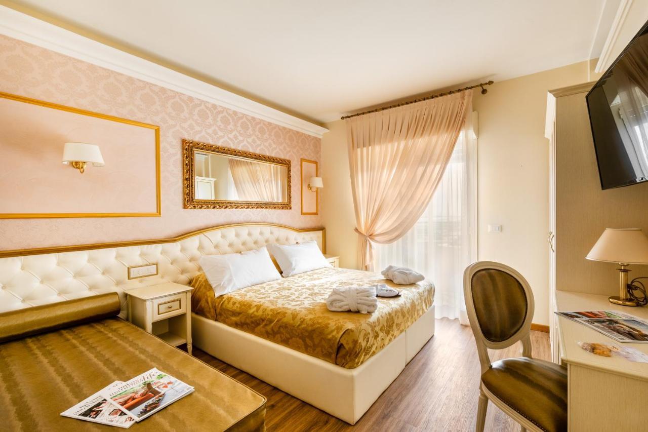 Hotel Mazzanti Мілано-Маріттіма Екстер'єр фото