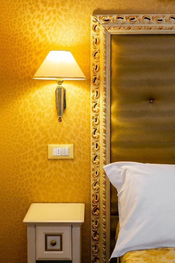 Hotel Mazzanti Мілано-Маріттіма Екстер'єр фото