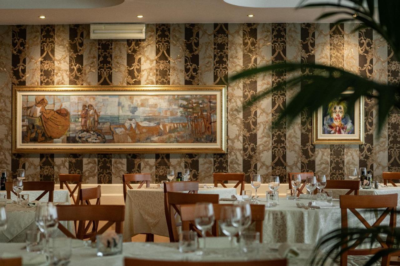Hotel Mazzanti Мілано-Маріттіма Екстер'єр фото